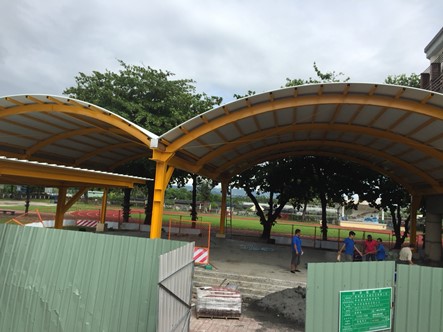 Project Achievement 08-Elementary School Curved Bow Construction-Use Strong House Double Layer Hollow PVC Heat Insulation Roofing Panel